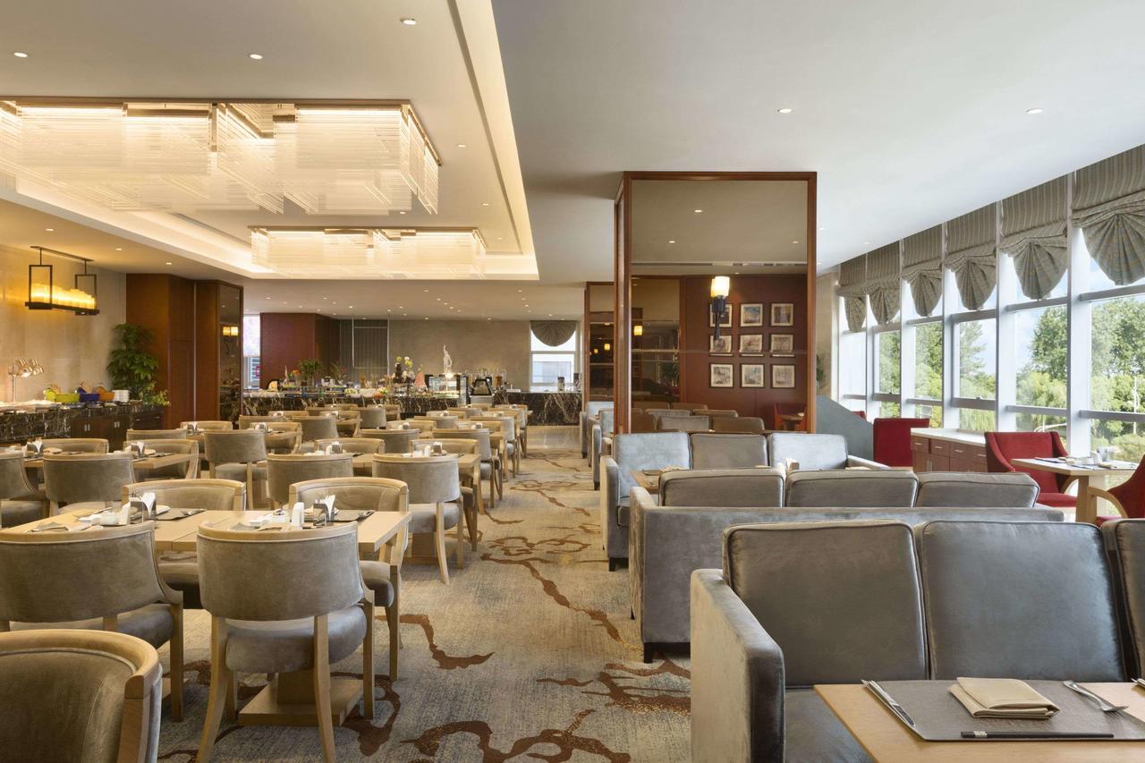 Ramada Jiaxing Hotel Exterior foto