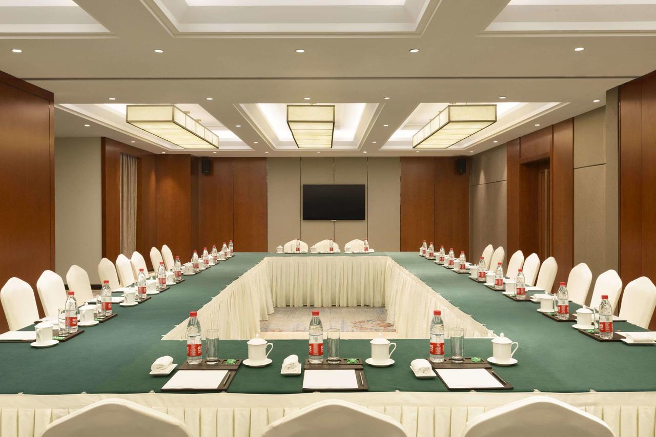 Ramada Jiaxing Hotel Exterior foto