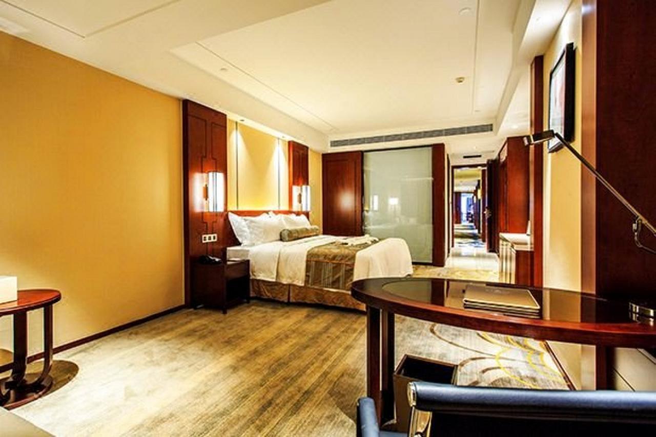 Ramada Jiaxing Hotel Exterior foto