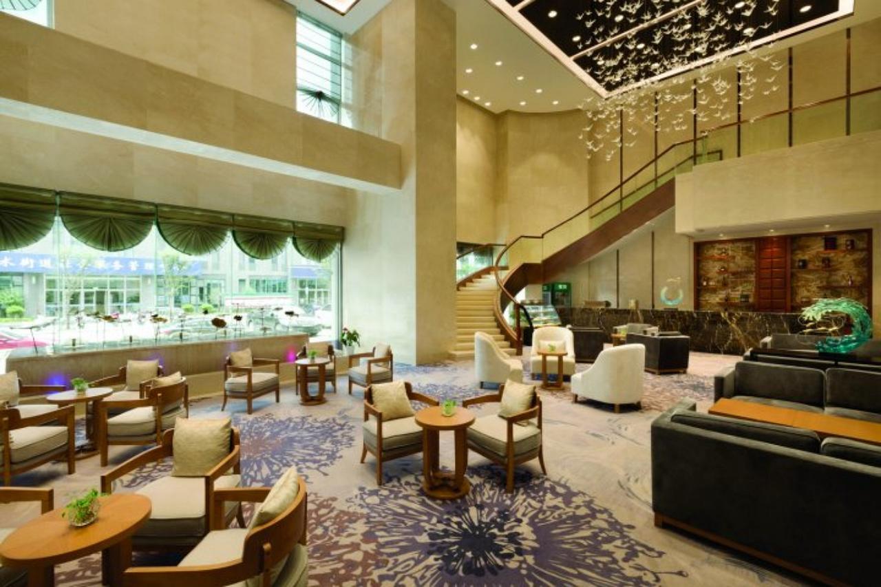 Ramada Jiaxing Hotel Exterior foto
