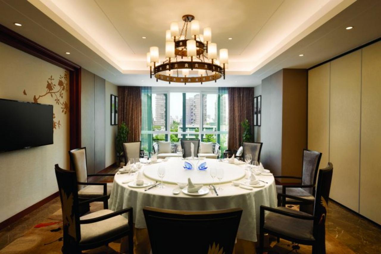 Ramada Jiaxing Hotel Exterior foto